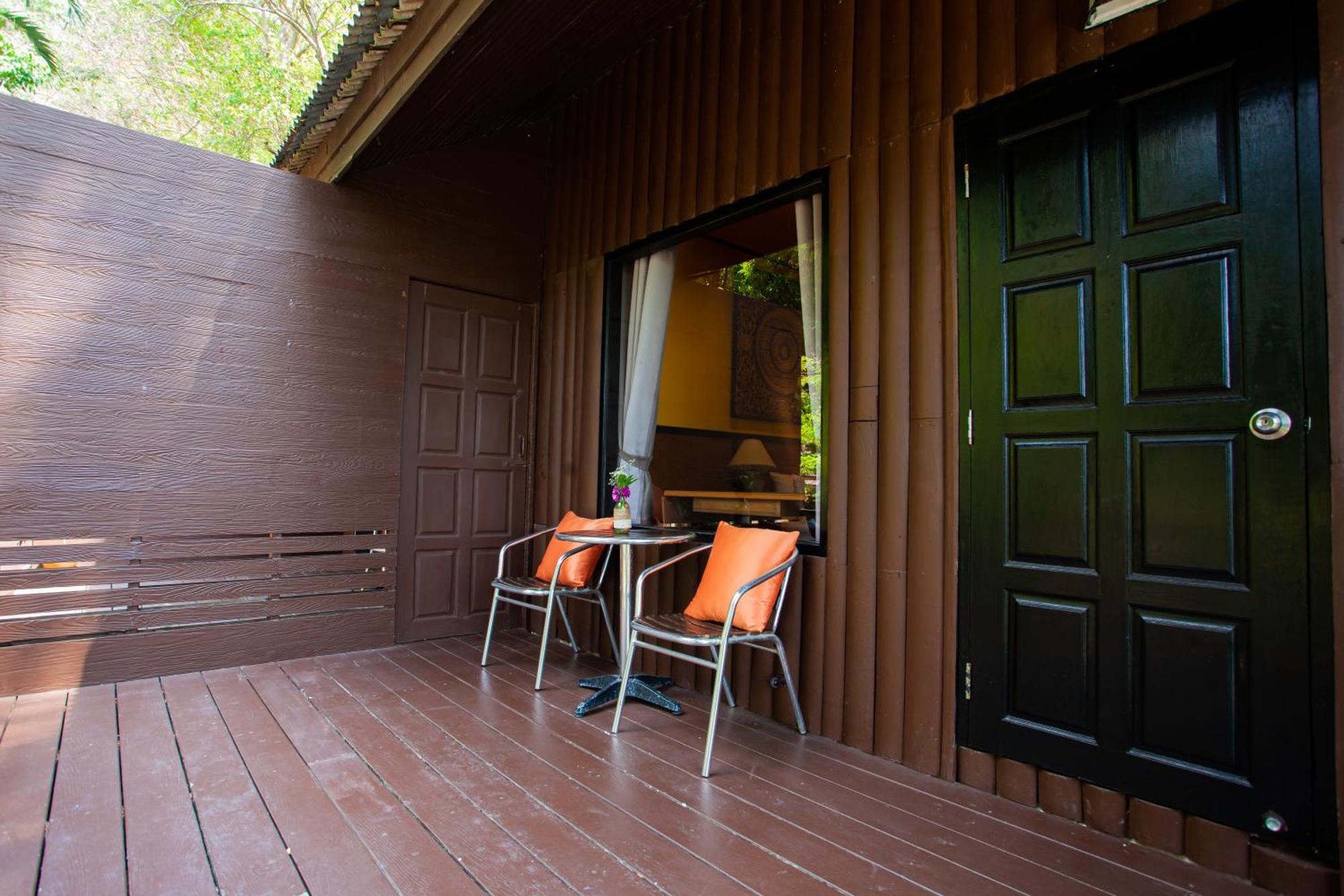 Baan Krating Phuket -sha Курортный комплекс 3*