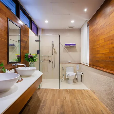 Nai Harn Baan Krating Phuket Resort -Sha Plus מראה חיצוני תמונה