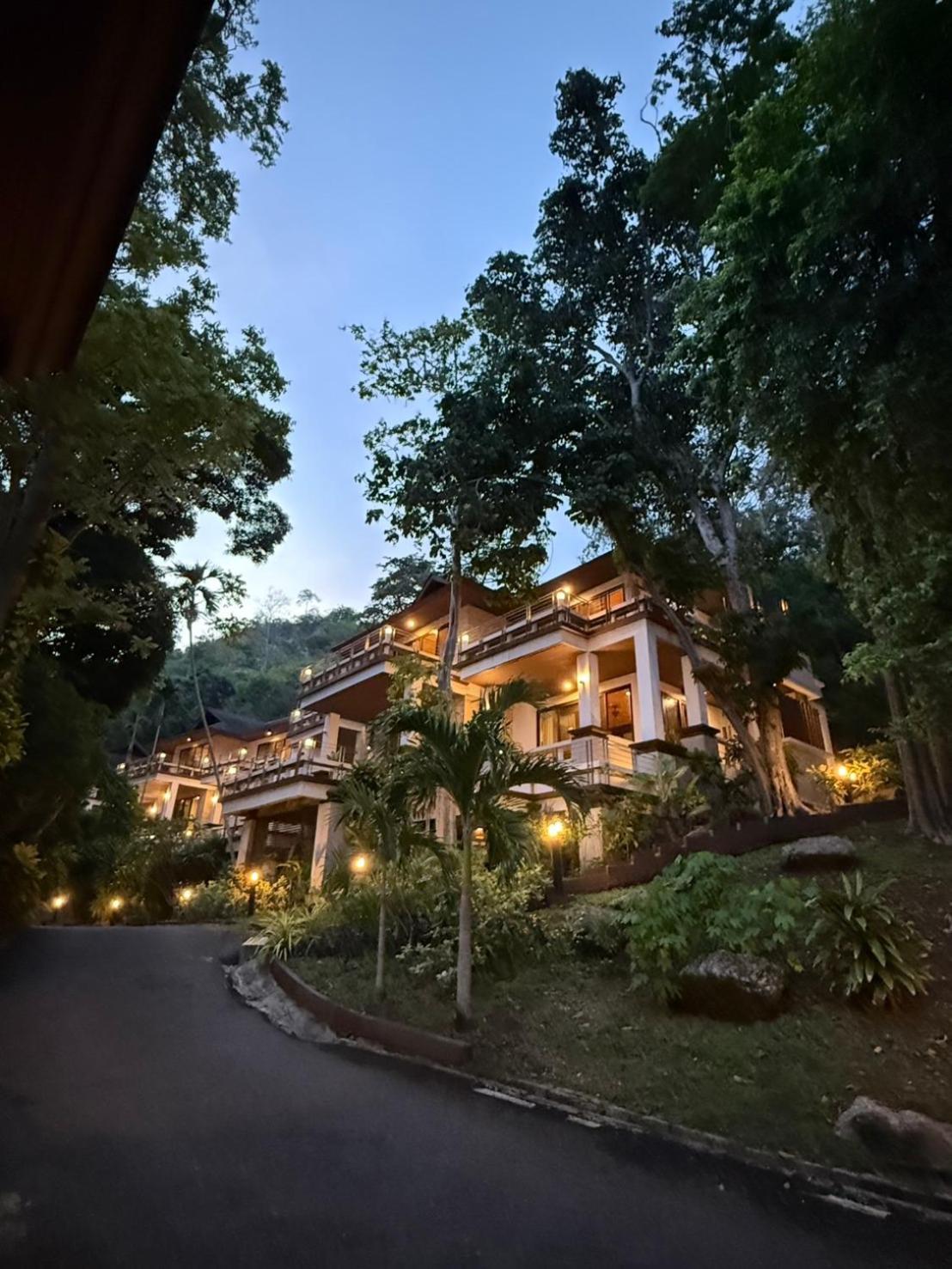 Baan Krating Phuket -sha Курортный комплекс Nai Harn